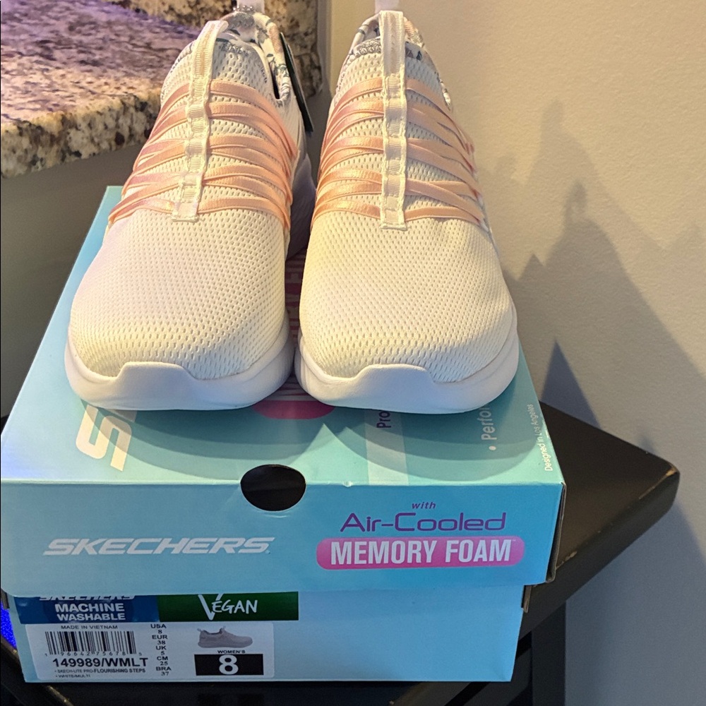 Skechers Women's Athletic Shoes - White and Pink
